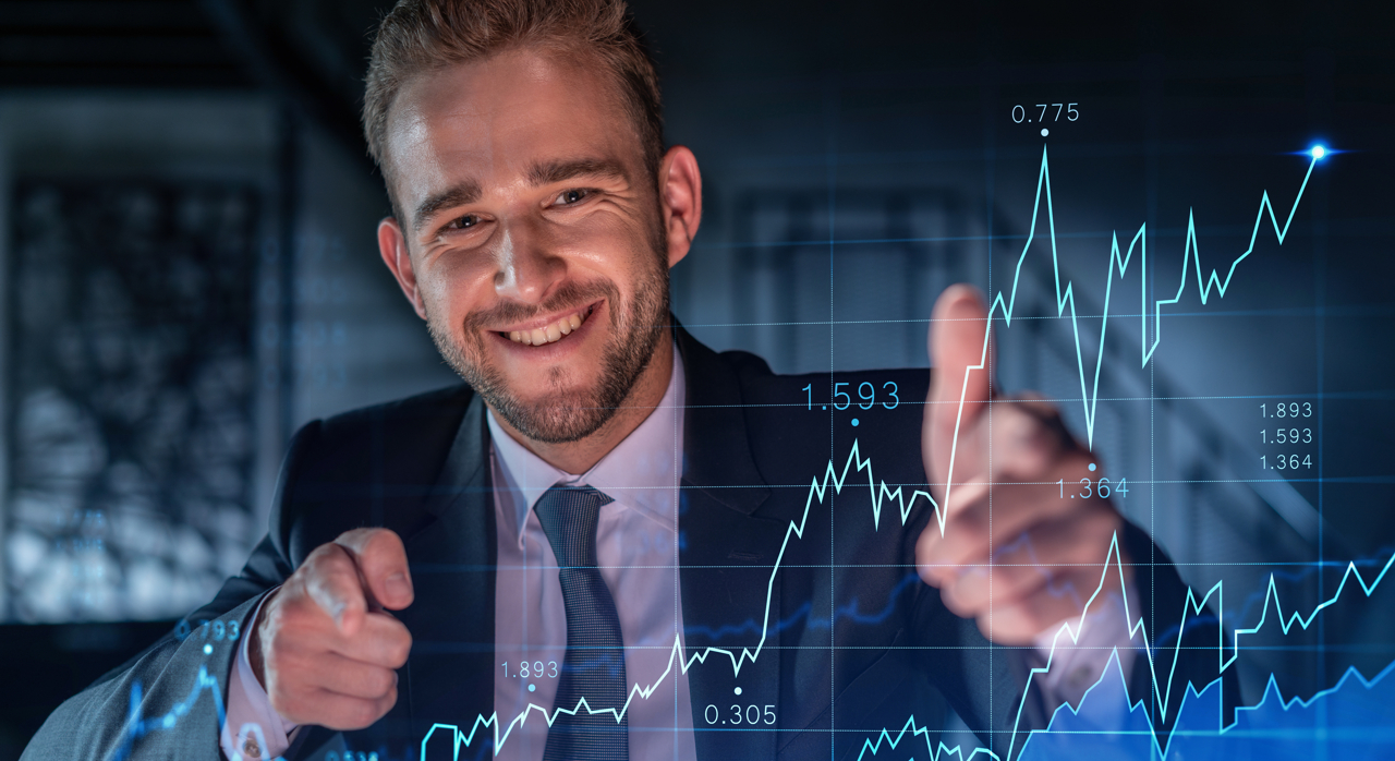 Wybór rodzaju oprocentowania - analityk - Freepik.com